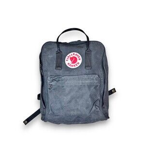 Black Everyday Laptop Travel Backpack 16L